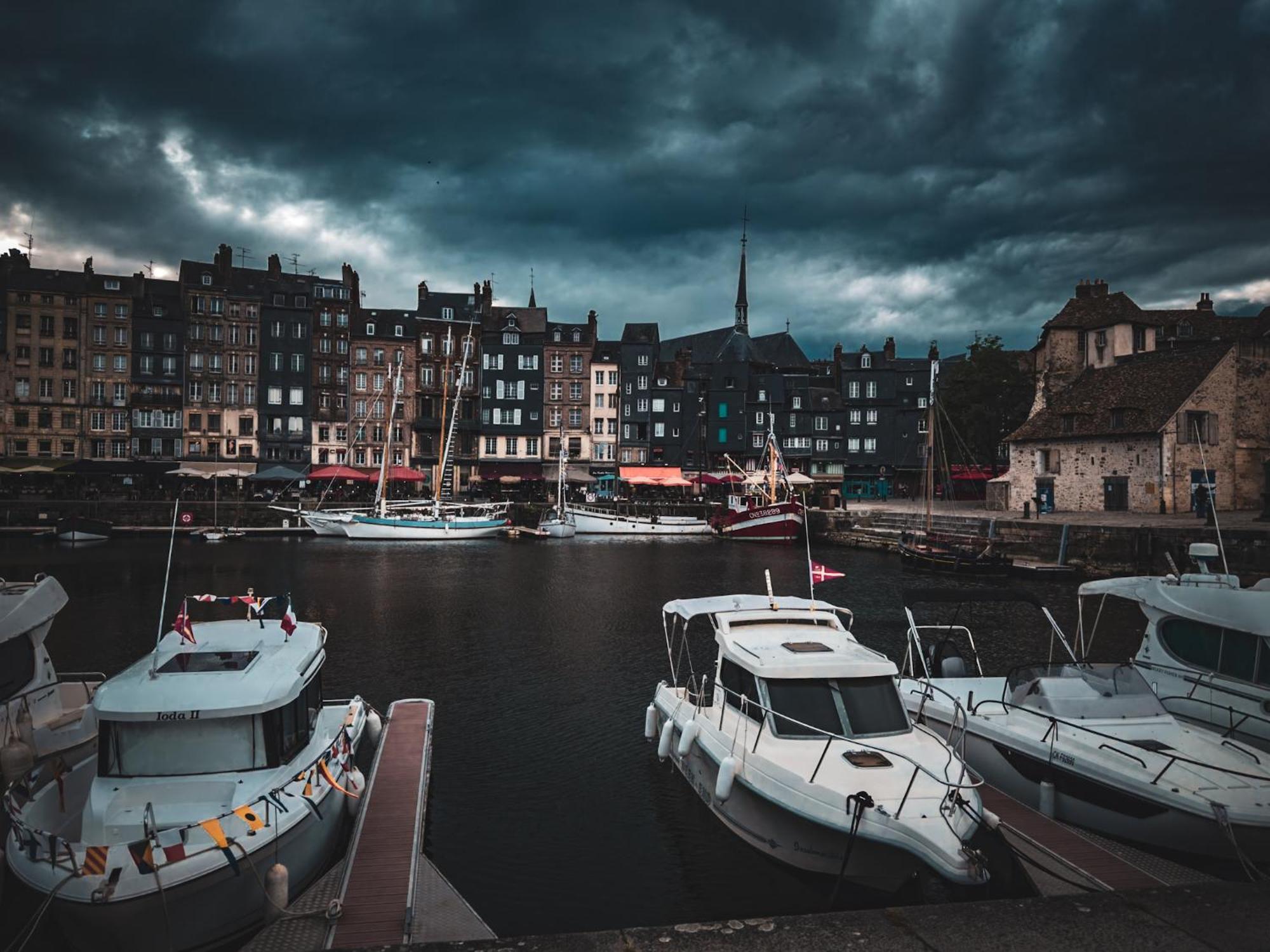 Le 105, Honfleur Bed and Breakfast Exteriör bild